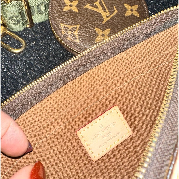 Louis Vuitton Multi Pochette - Picture 6 of 15